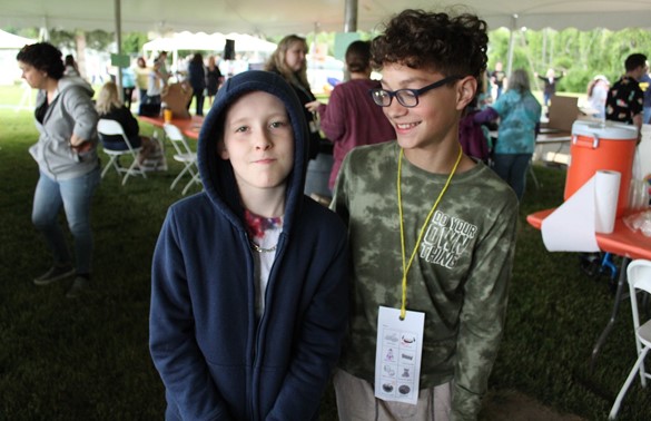Two friends at the SEPTO fair